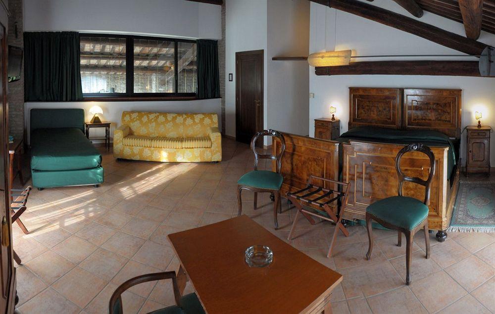 Agriturismo-R&B Corte Dei Gioghi Ferrare Extérieur photo