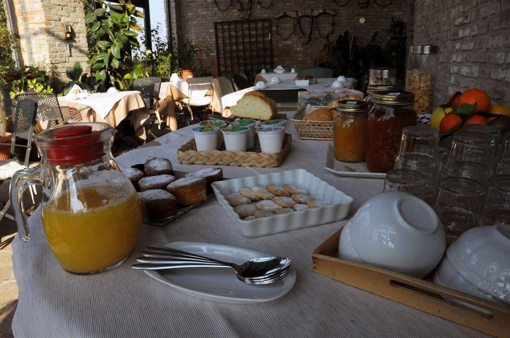 Agriturismo-R&B Corte Dei Gioghi Ferrare Extérieur photo